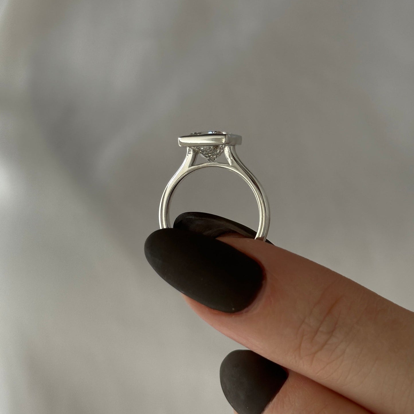 1.0-3.0 CT princess cut Lab Grown Diamond bezel Engagement Ring