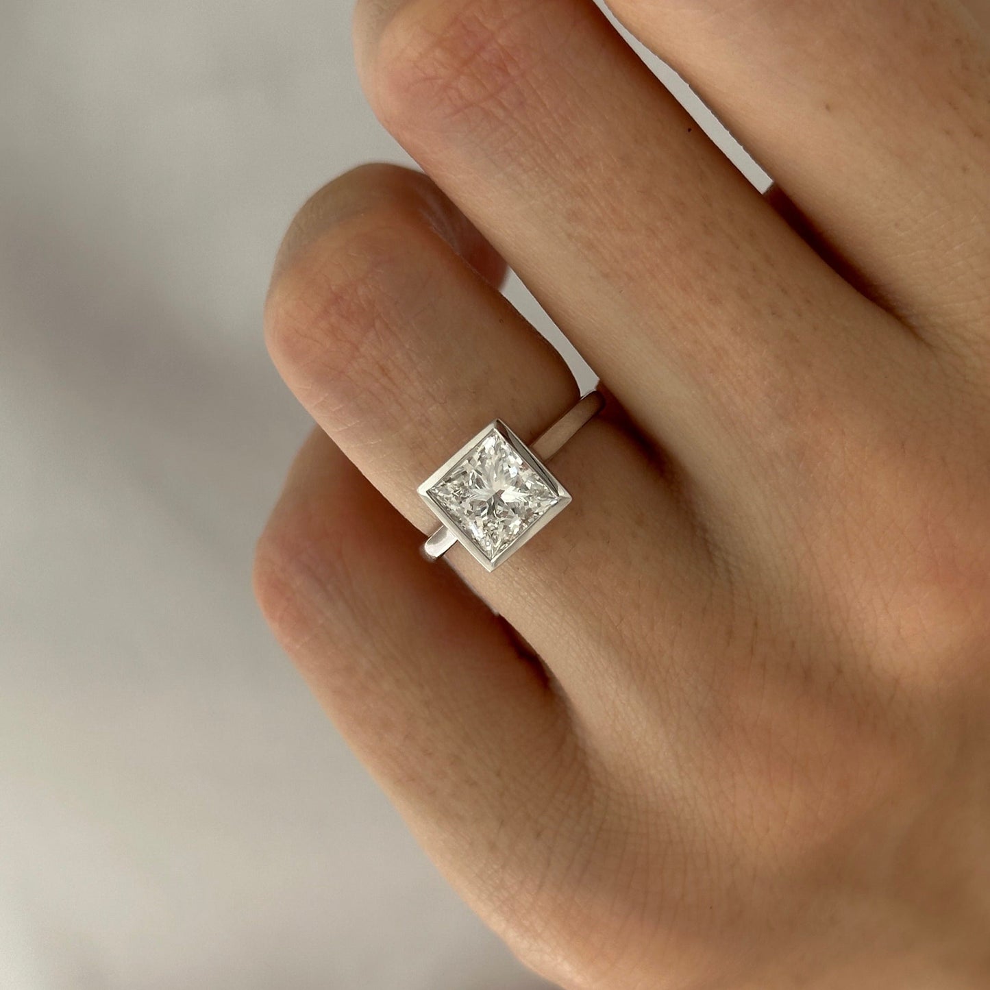 1.0-3.0 CT princess cut Lab Grown Diamond bezel Engagement Ring