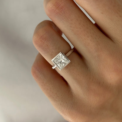 1.0-3.0 CT princess cut Lab Grown Diamond bezel Engagement Ring
