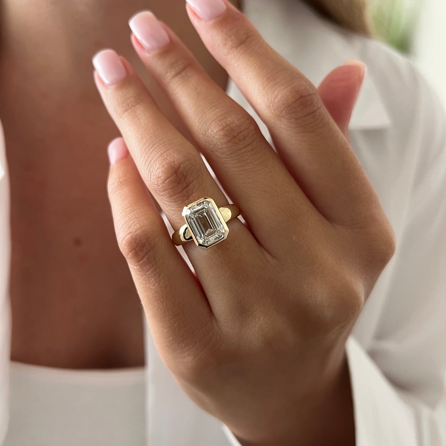 1.0-3.0 CT Emerald Lab Grown Diamond Bezel Engagement Ring