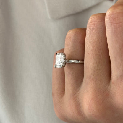 1.0-3.0 CT Elongated Cushion Lab Grown Diamond Solitaire Engagement Ring