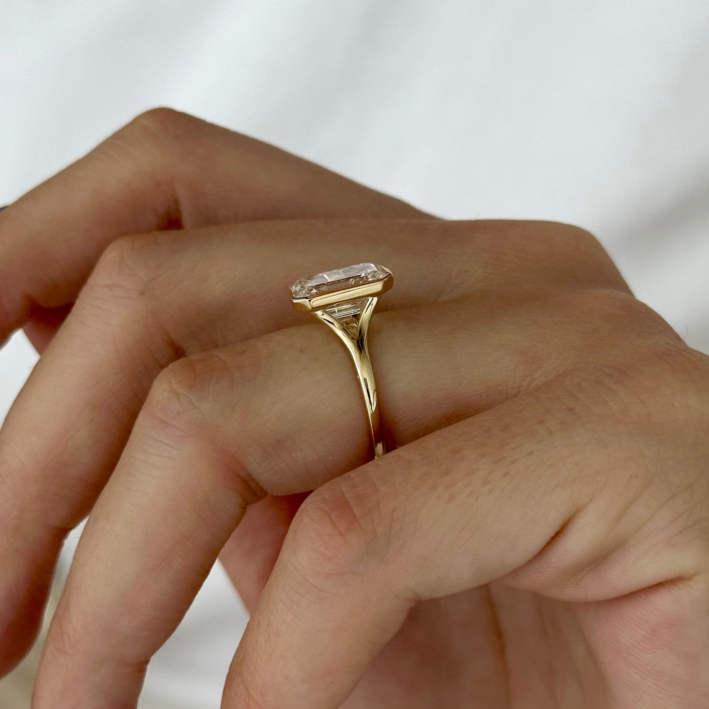 3.0-5.0 CT Emerald cut Lab Grown Diamond solitaire Engagement Ring