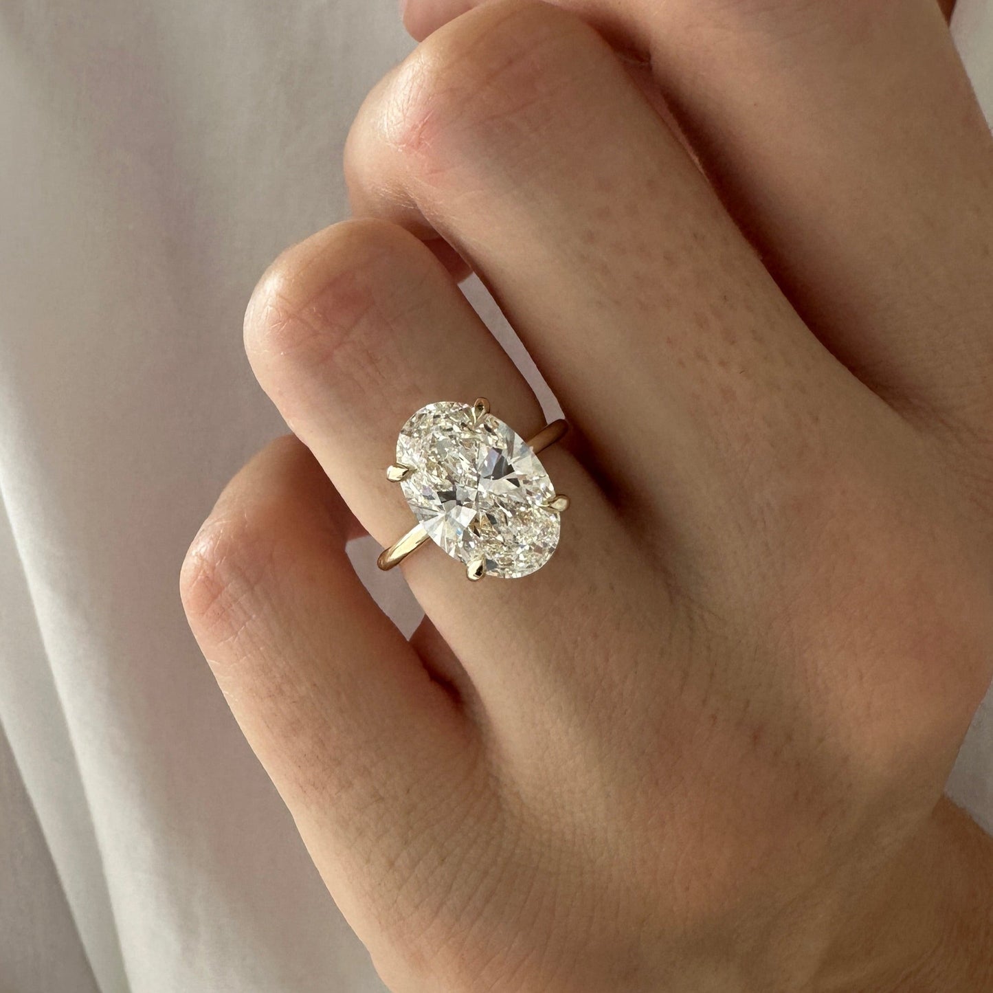 3.0-5.0 CT Oval Cut Lab Grown Diamond solitaire Engagement Ring