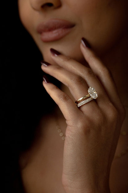 2.0-5.0 CT Elongated Cushion Cut Solitaire Moissanite Engagement Ring