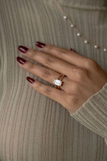 3.0 CT Emerald Shaped Moissanite Solitaire Engagement Ring