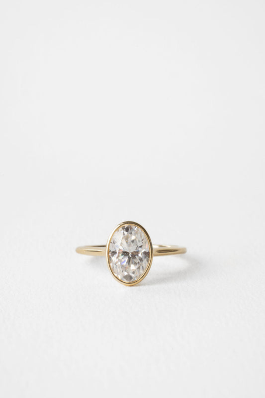 2.2 CT Oval Bezel Moissanite Engagement Ring