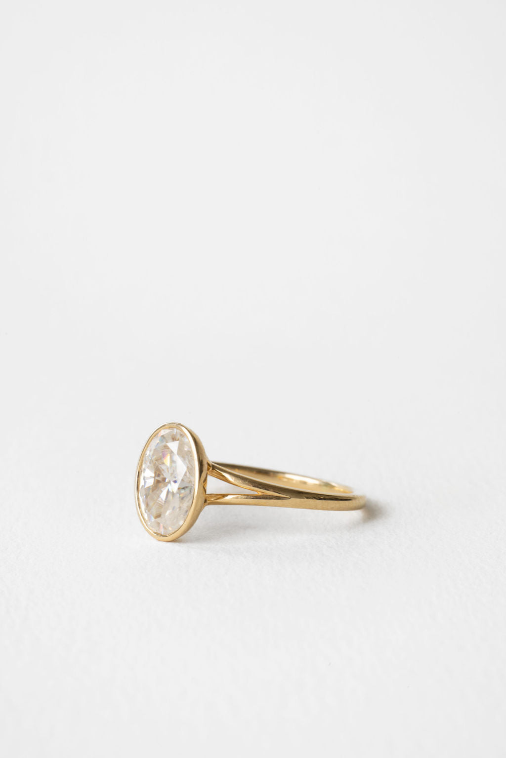 2.10 CT  Oval Cut bezel setting Moissanite Engagement Ring