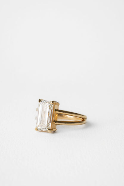 3.0 CT Emerald Shaped Moissanite Solitaire Engagement Ring