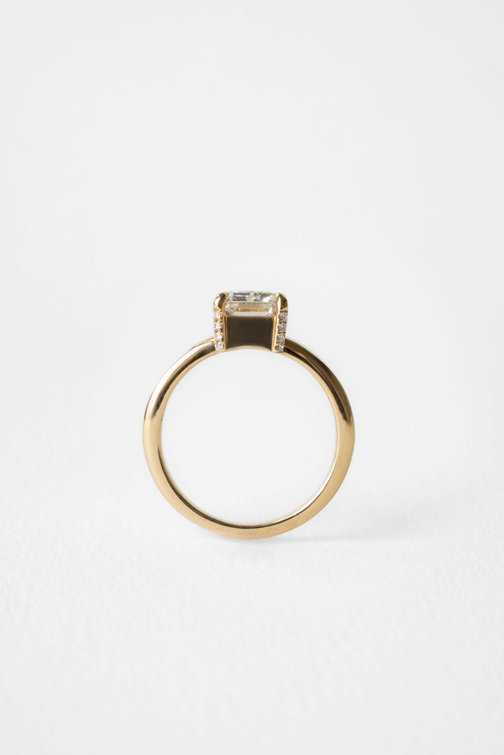 3.0 CT Emerald Shaped Moissanite Solitaire Engagement Ring