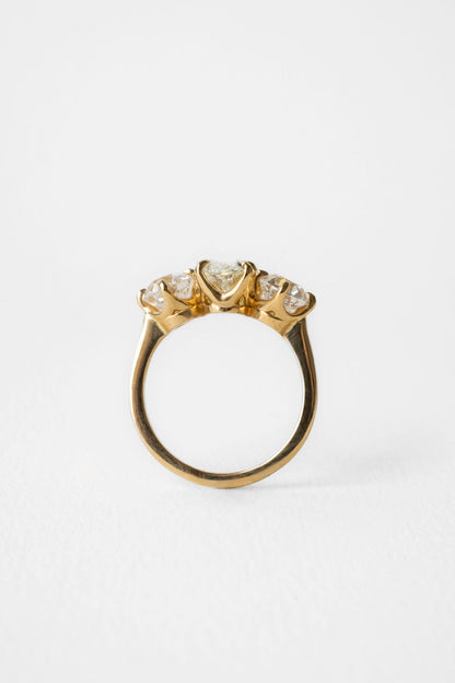 1.50 CT Oval Cut Three Stone Setting Moissanite Engagement Ring