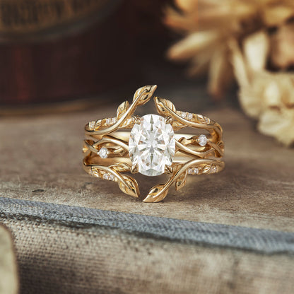 Oval shaped moissanite diamond bridal set with vintage setting