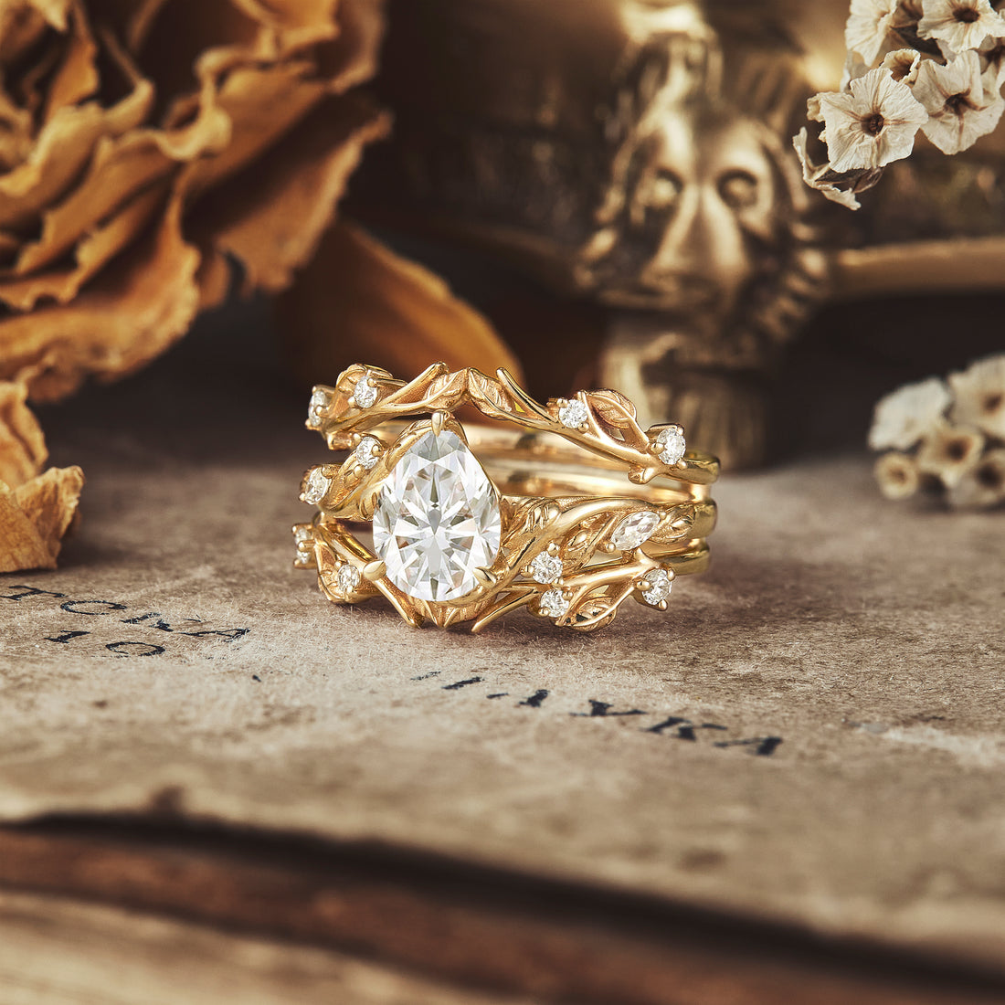1.25 CT Pear Shaped Moissanite Diamond Bridal Set With Vintage Setting