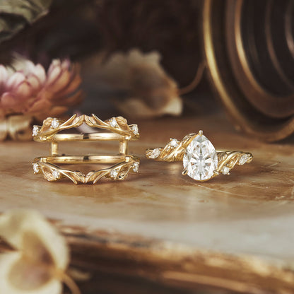 1.25 CT Pear Shaped Moissanite Diamond Bridal Set With Vintage Setting