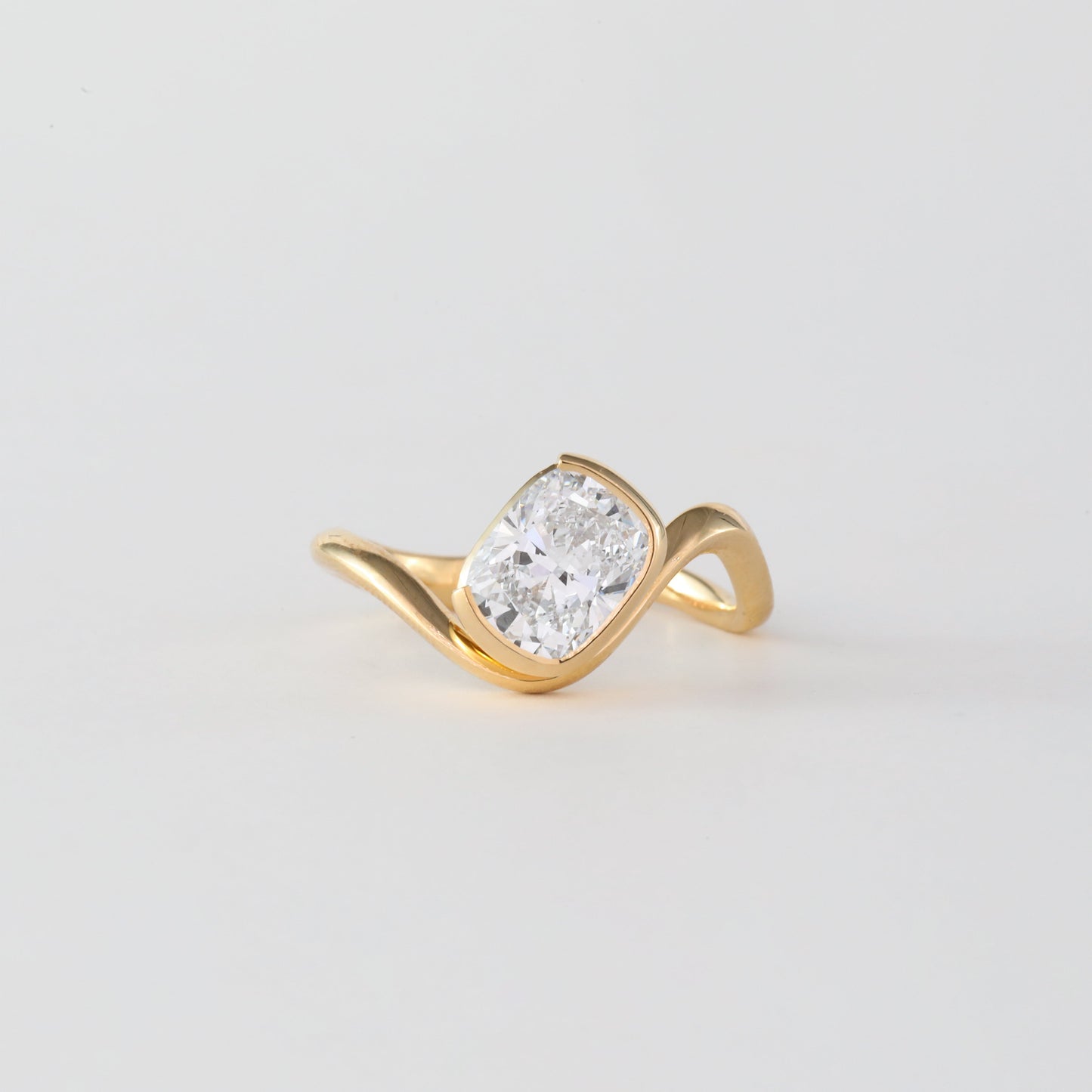 1.47 -3.50 CT Cushion Cut Lab Grown Diamond Unique Engagement ring