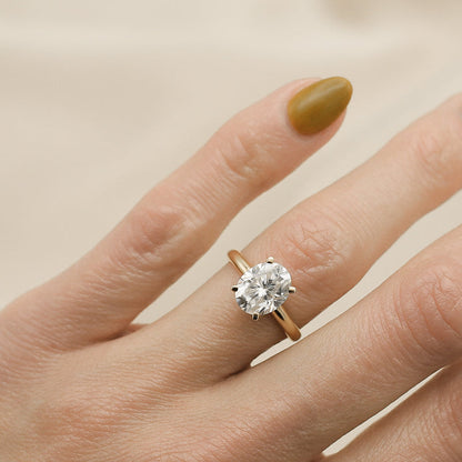 Solitaire Ring with 3.0 CT Oval Cut Moissanite