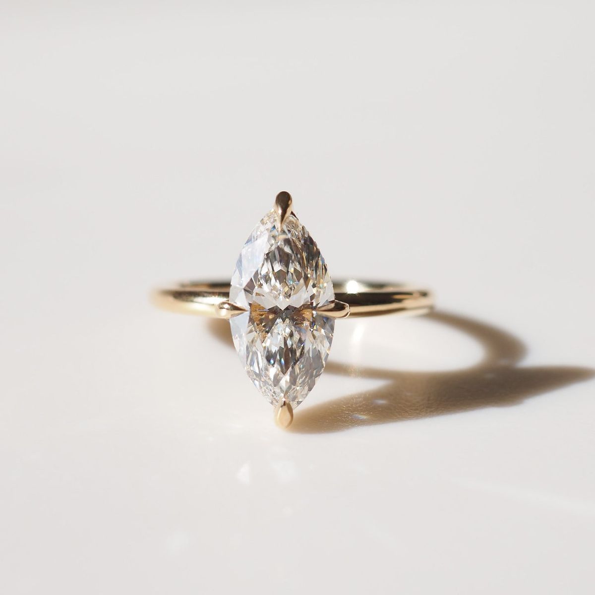 Mae_2.01ct_Hidden_Halo-9