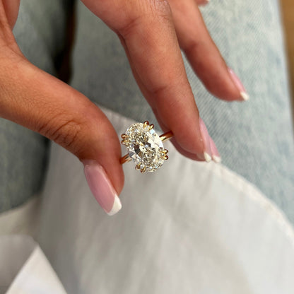 3.0-5.0 CT Oval Lab Grown Diamond solitaire Engagement Ring