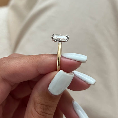 1.0-3.0 CT Elongated Cushion Lab Grown Diamond Solitaire Engagement Ring