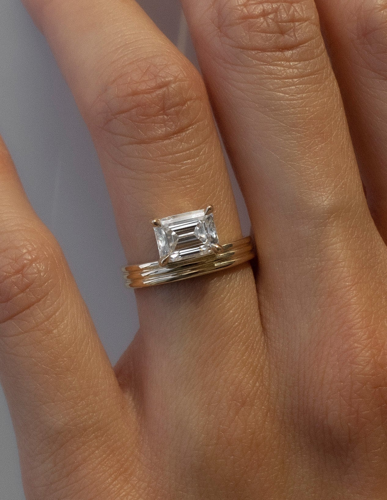 1.50 -2.50 CT Emerald Lab Grown Diamond Solitaire Style Bridal Bing Set