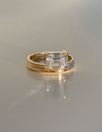 1.50 -2.50 CT Emerald Lab Grown Diamond Solitaire Style Bridal Bing Set