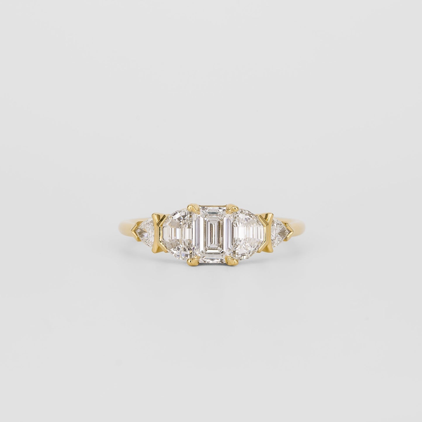 1.0-3.0 CT Emerald  Lab Grown Diamond Cluster Engagement ring