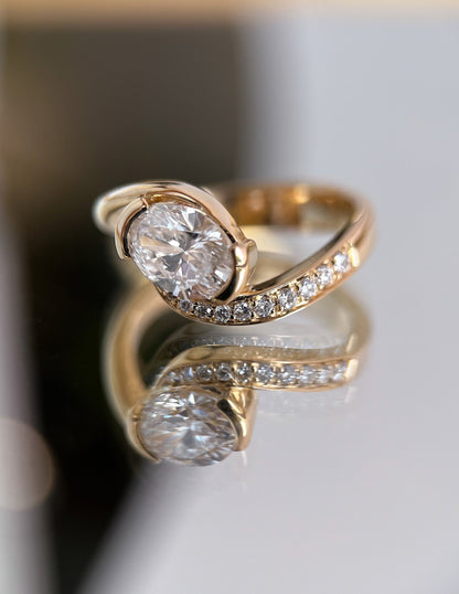 1.0 - 2.0 CT Oval Cut Lab Grown Diamond Pavé Unique Setting Engagement Ring