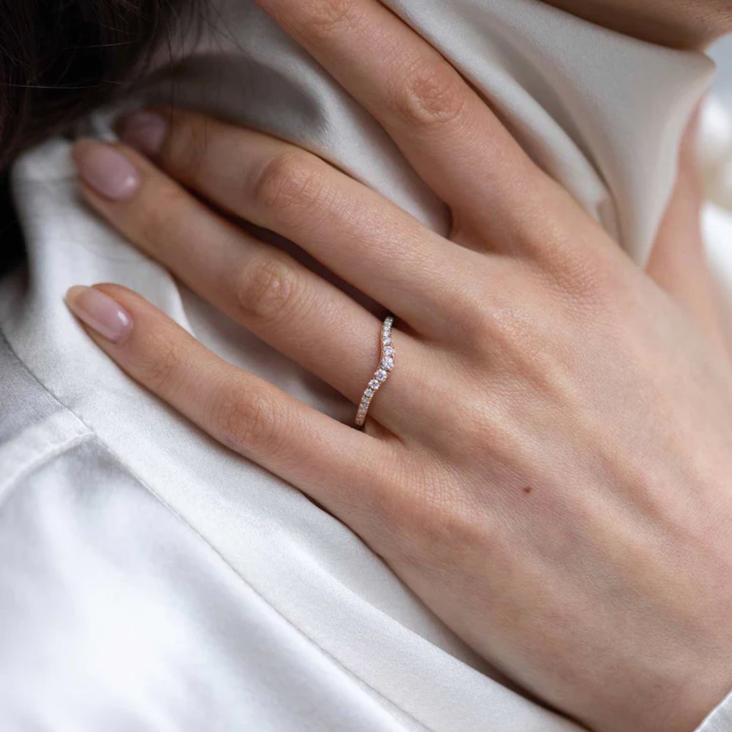 0.50 TCW Round Cut Diamond Curved Wedding Band