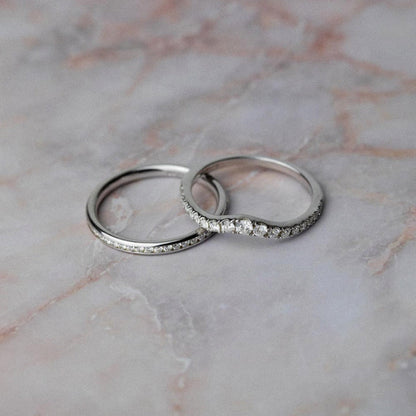 0.50 TCW Round Cut Diamond Curved Wedding Band