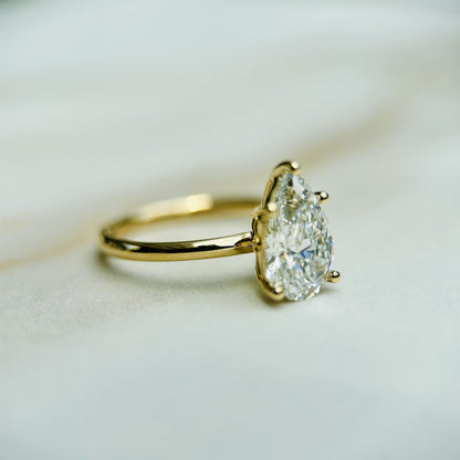 1.50 CT Pear E/VS1 CVD Diamond Solitaire Engagement Ring
