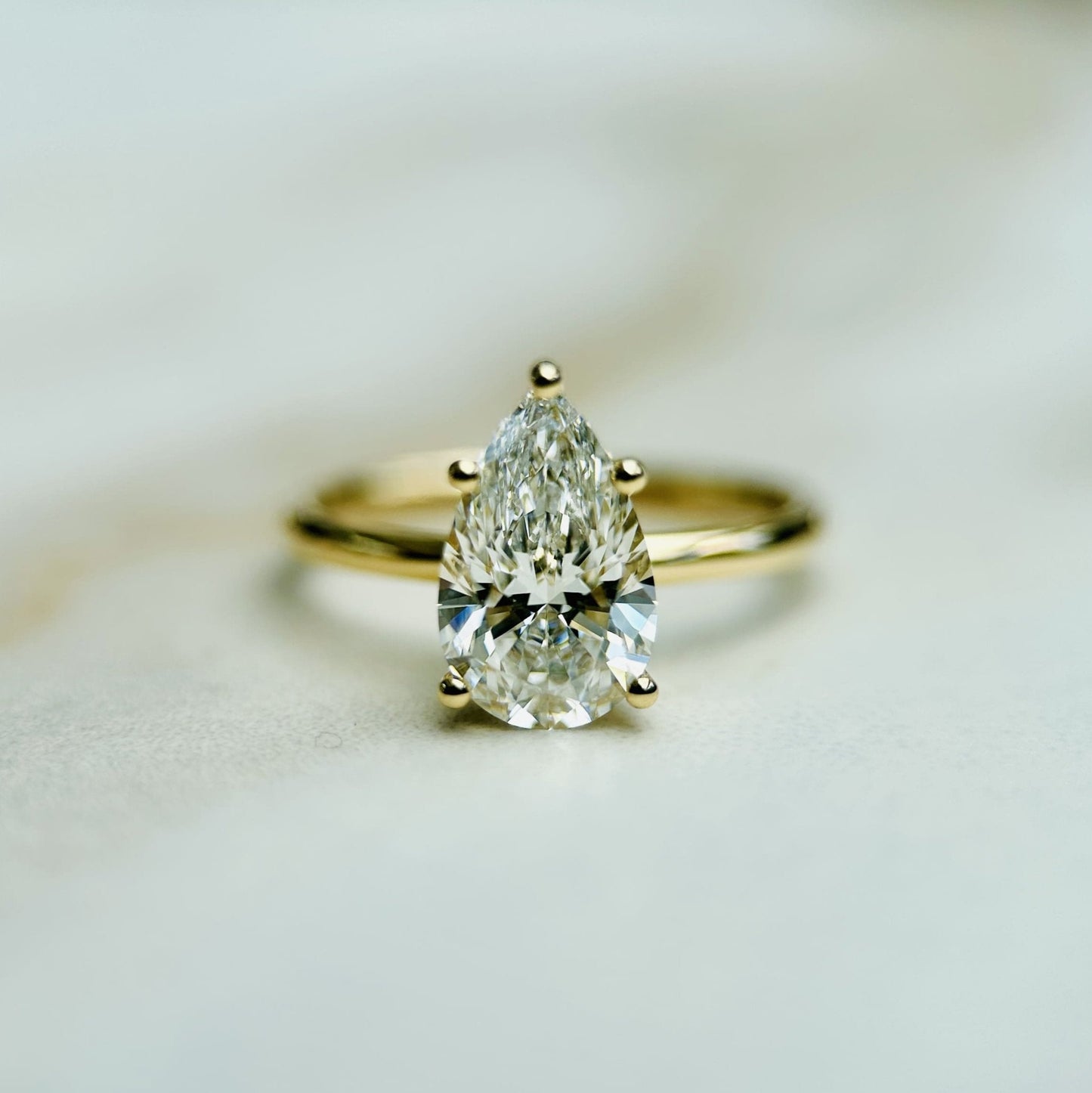 1.50 CT Pear E/VS1 CVD Diamond Solitaire Engagement Ring