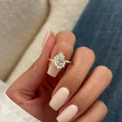 1.0-3.0 CT Pear Cut Lab Grown Diamond solitaire Engagement Ring