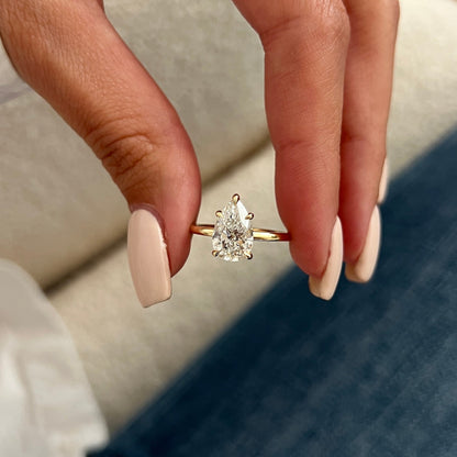 1.0-3.0 CT Pear Cut Lab Grown Diamond solitaire Engagement Ring