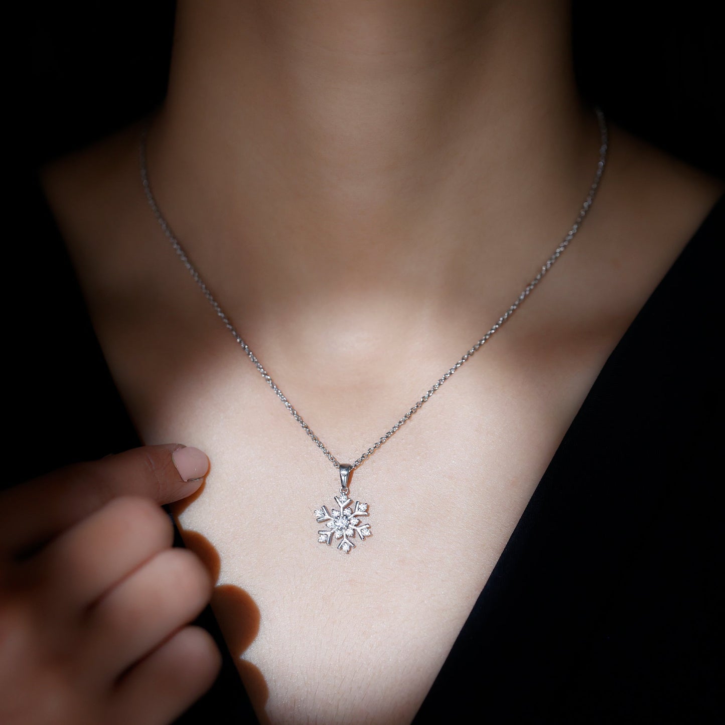 Snowflake Necklace with 0.57 TCW Round Cut Moissanite