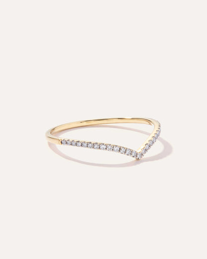 V Shape Round Cut Delicate Moissanite Wedding Band