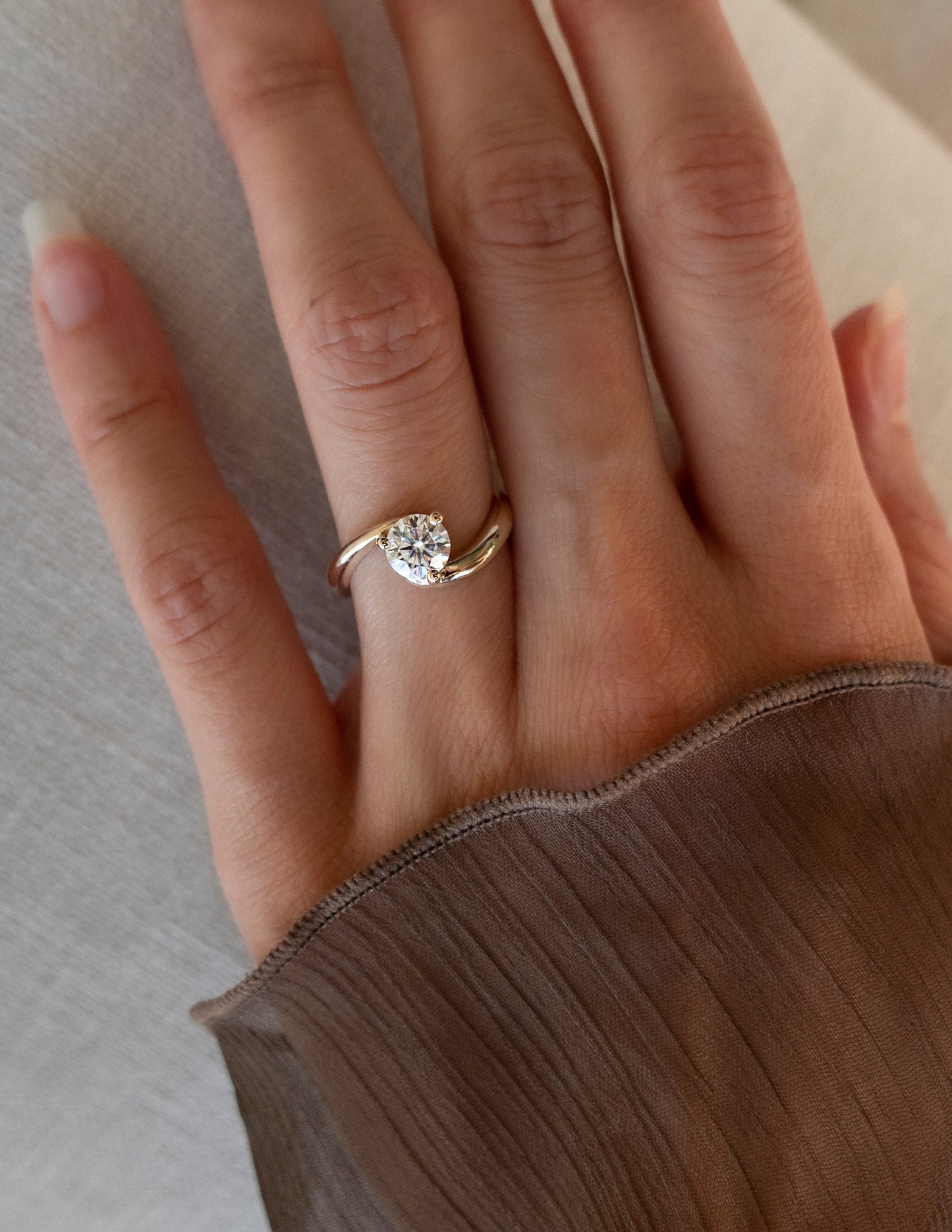 1.0 -1.50 CT Round Cut Lab Grown Diamond Solitaire Engagement Ring