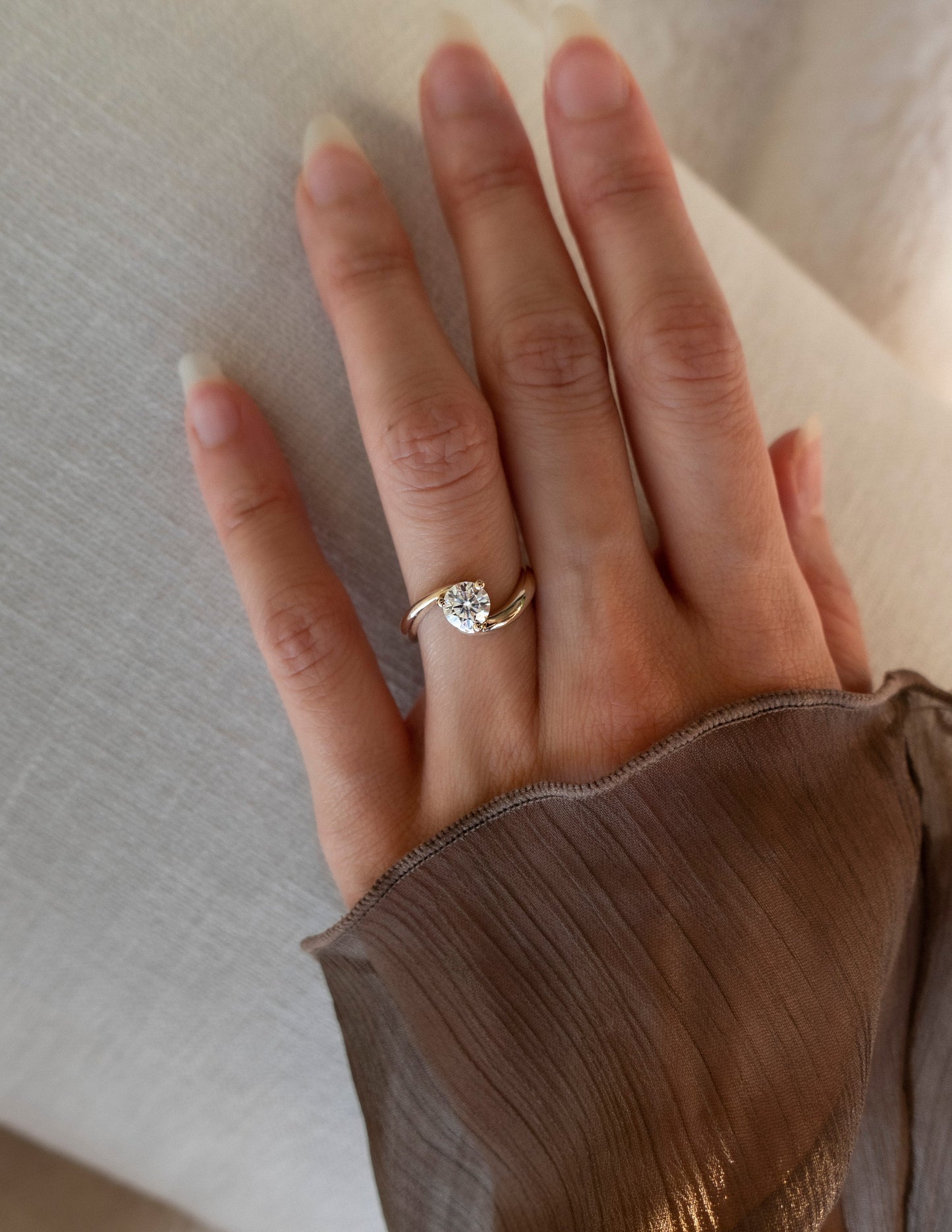 1.0 -1.50 CT Round Cut Lab Grown Diamond Solitaire Engagement Ring