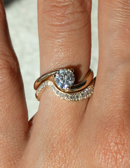 1.0-2.0 CT Round Cut Lab Grown Diamond Solitaire Style Bridal Ring Set