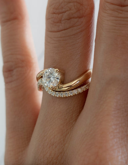 1.0-2.0 CT Round Cut Lab Grown Diamond Solitaire Style Bridal Ring Set