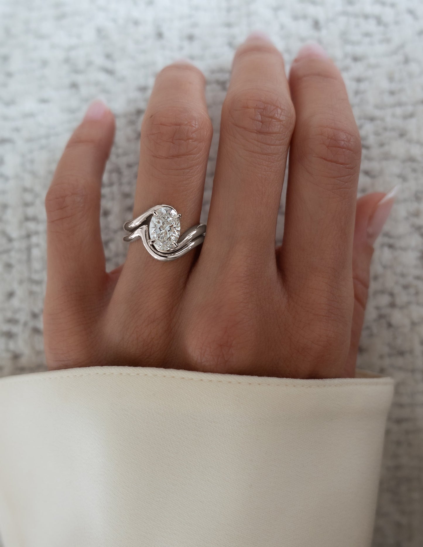 1.0- 3.0 CT Oval Cut Lab Grown Diamond Unique Setting Bridal Set