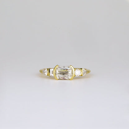 1.0-30 CT Cushion/Scissor Diamond Cluster Engagement ring