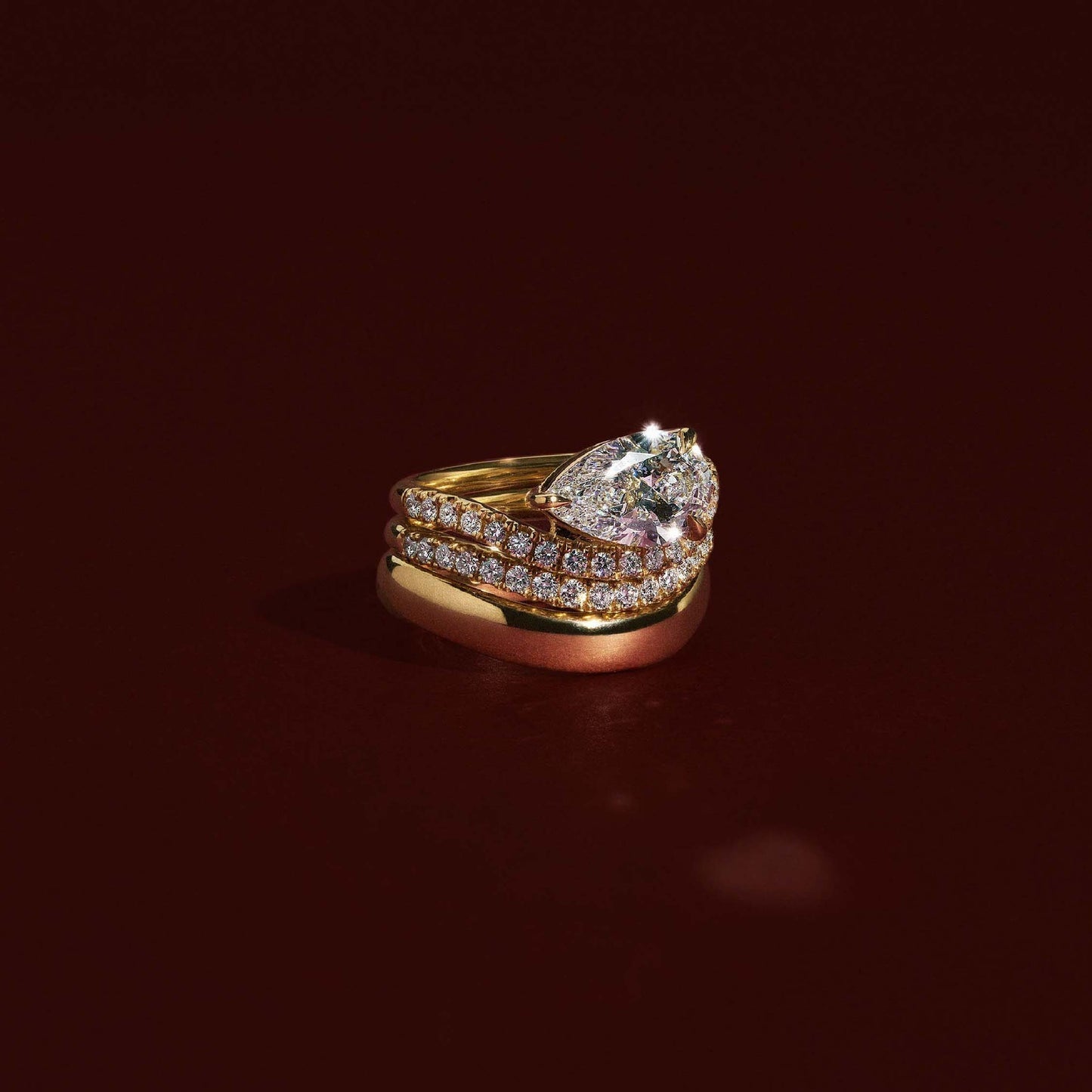 1.0 - 4.0 CT Pear Lab Grown Diamond Curved Engagement Ring