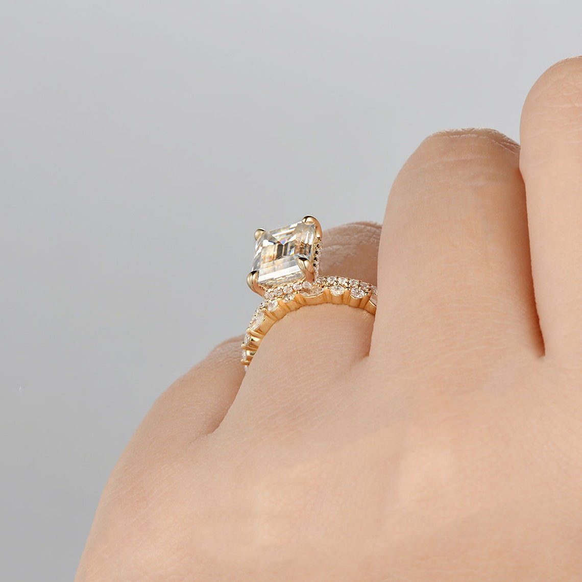 2.50 CT Emerald Cut Solitaire Style Moissanite Bridal Ring Set - crownmoissanite