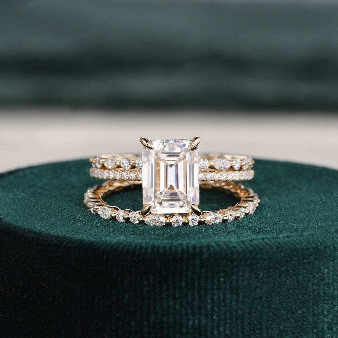 2.50 CT Emerald Cut Solitaire Style Moissanite Bridal Ring Set - crownmoissanite