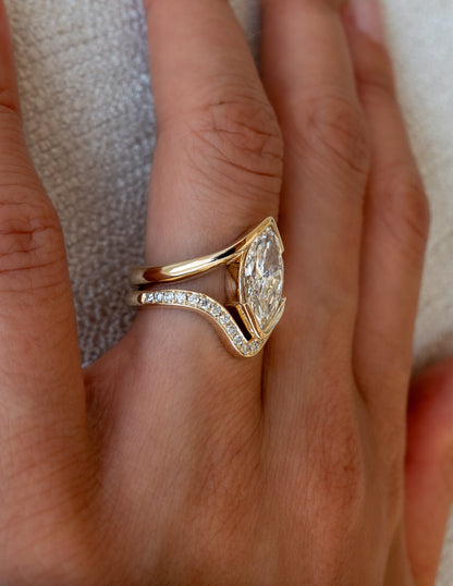 1.0 - 2.0 CT Marquise Shaped Lab Grown Diamond Solitaire Style Bridal Set