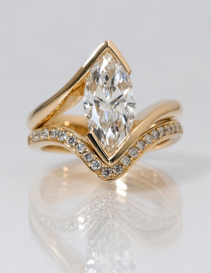 1.0 - 2.0 CT Marquise Shaped Lab Grown Diamond Solitaire Style Bridal Set