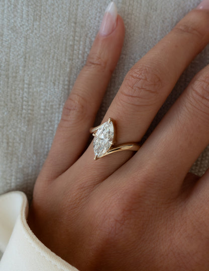 1.0 - 2.0 CT Marquise Shaped Lab Grown Diamond Soliatire Style Engagement Ring