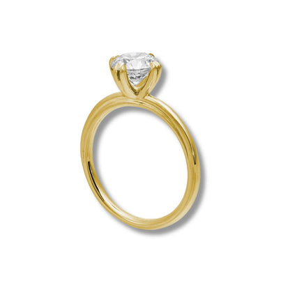 Solitaire Ring with 2.0 Ct Round Moissanite