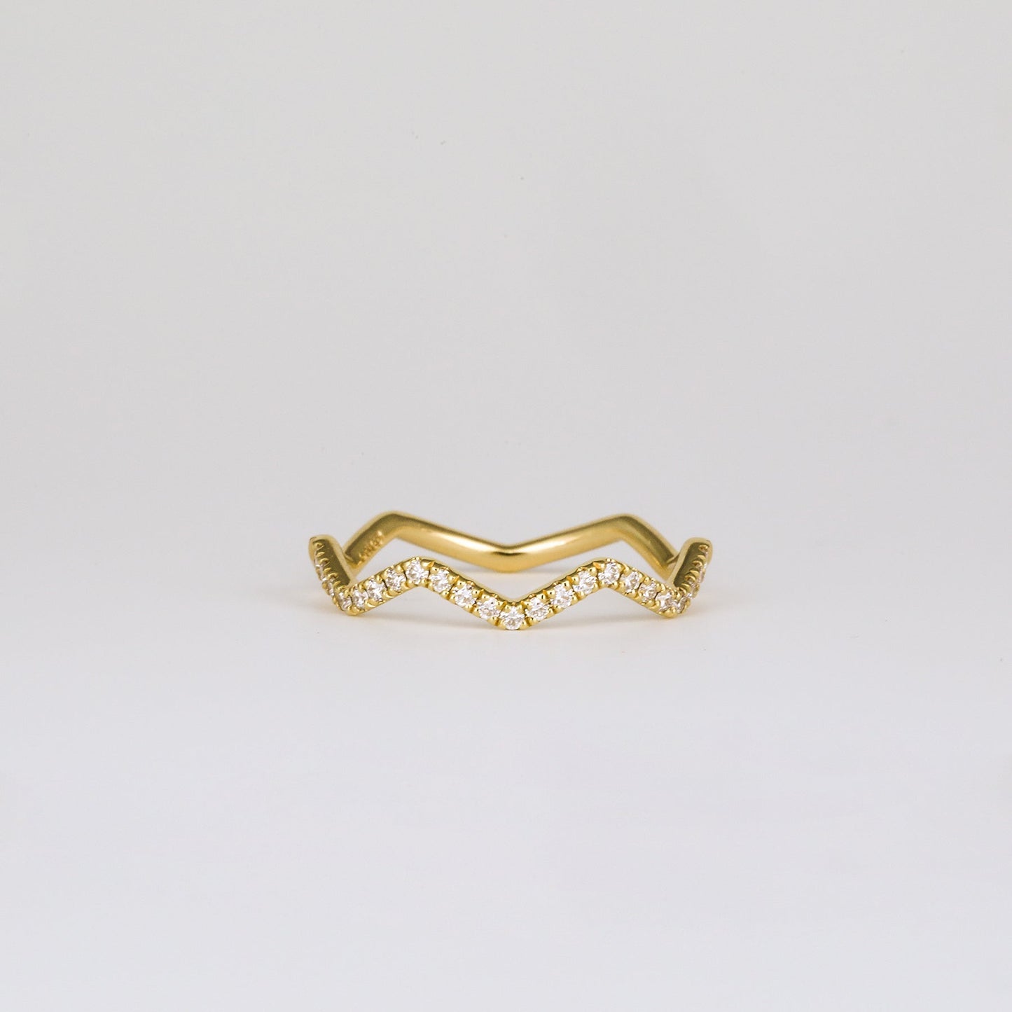 0.44 TCW Round Lab Grown Diamond Zig Zag Wedding Band