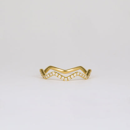 0.44 TCW Round Lab Grown Diamond Zig Zag Wedding Band