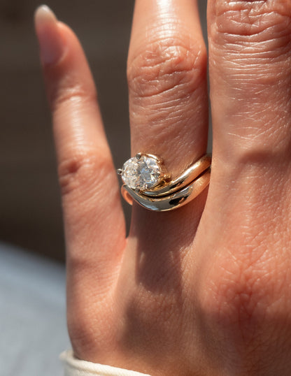 1.0 - 2.0 CT  Oval Cut Lab Grown Diamond Solitaire Bridal Ring Set
